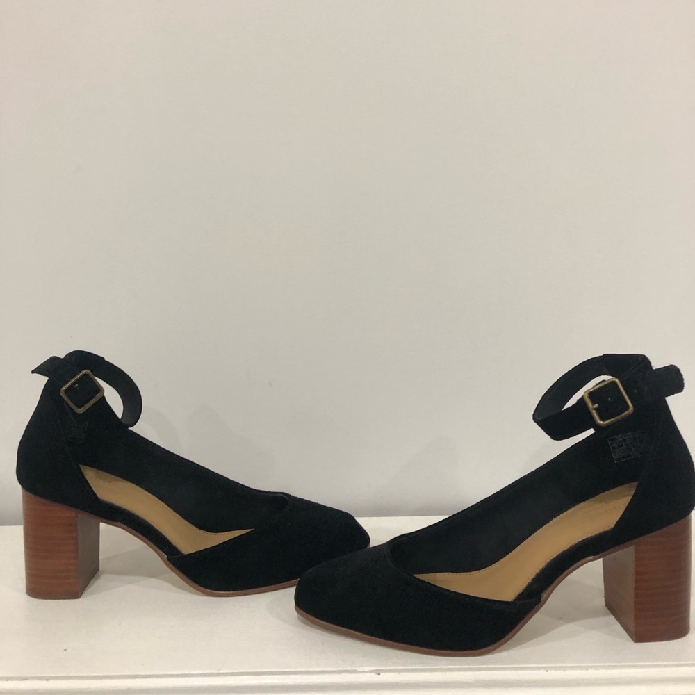 Soludos Gemma Pumps- Black Suede, 7